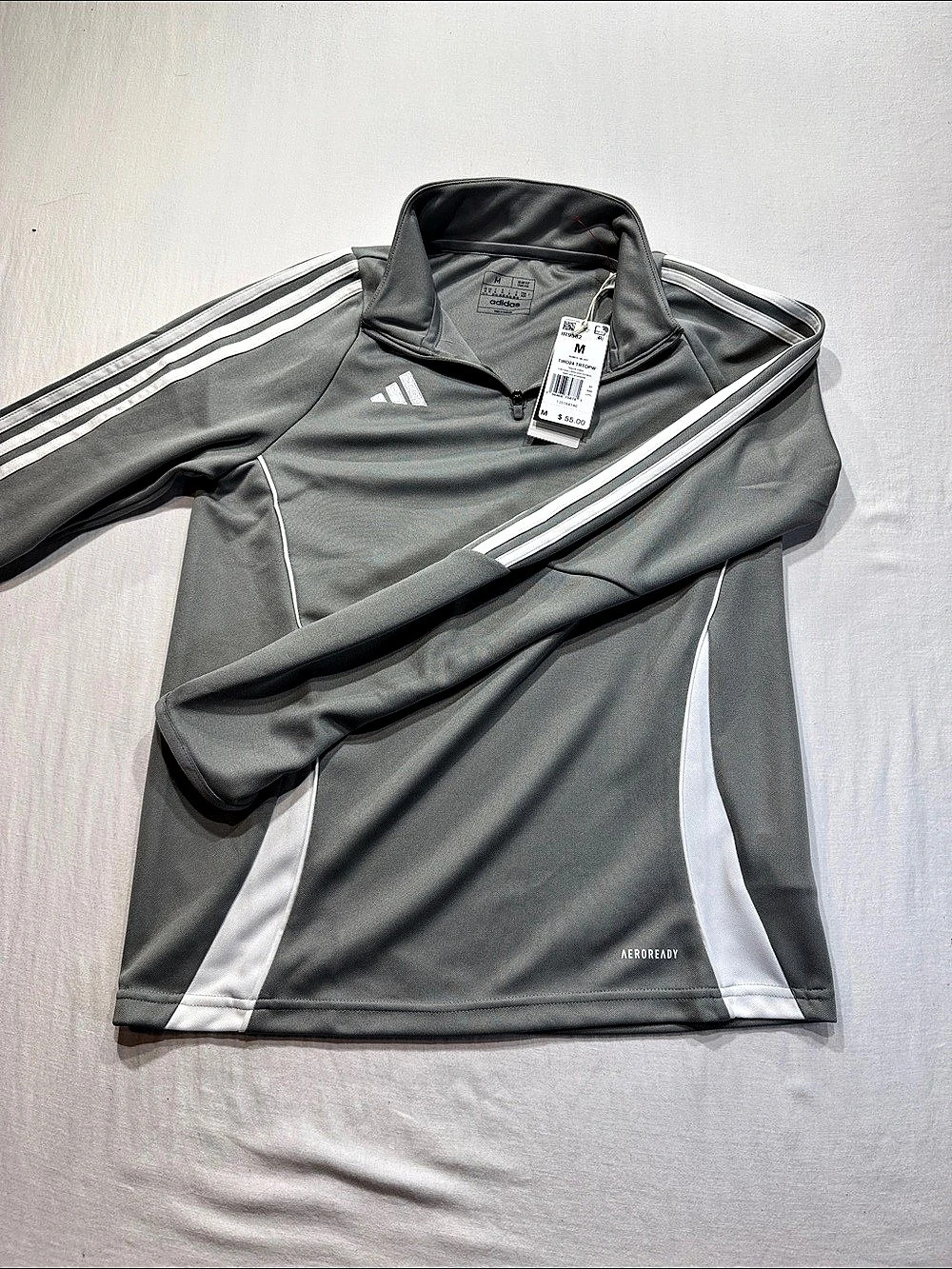 adidas women’s Tiro 24 Training Top Gray & White Size Medium NWT slim fit